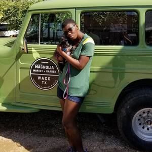 Meet your Posher, Jameisha